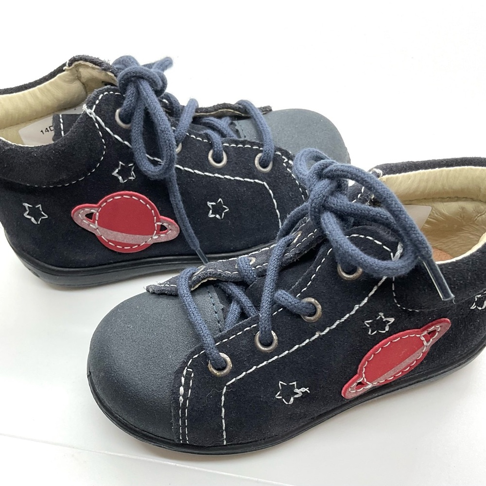 Pepino by Ricosta first walkers lace up Euro size 20 USA 4 Navy suede.NWT
